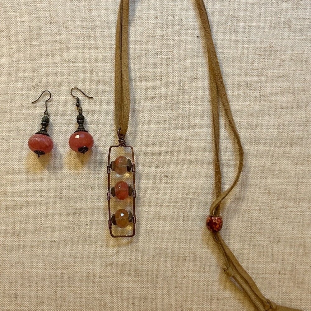 🏷️Handmade Carnelian Stone Necklace & Earrings Set | Copper Wire & Leather🏷️